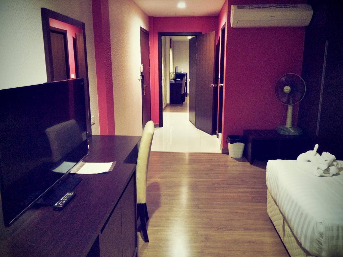 Iraqi Hotel Makkasan Экстерьер фото
